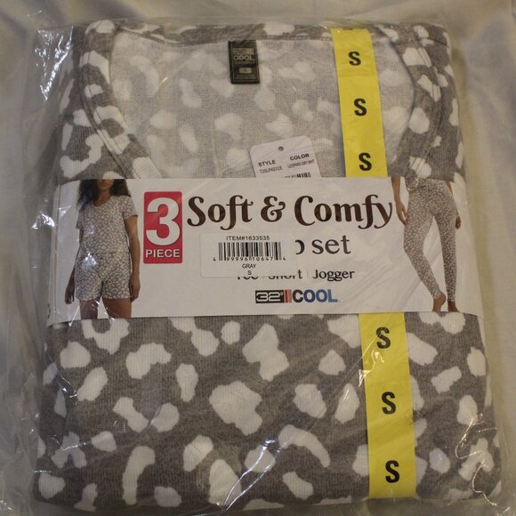 32 Degrees Women's 3 Piece Soft Comfy Lounge Set Sleep Set Tee Short Jogger S - Picture 1 of 4